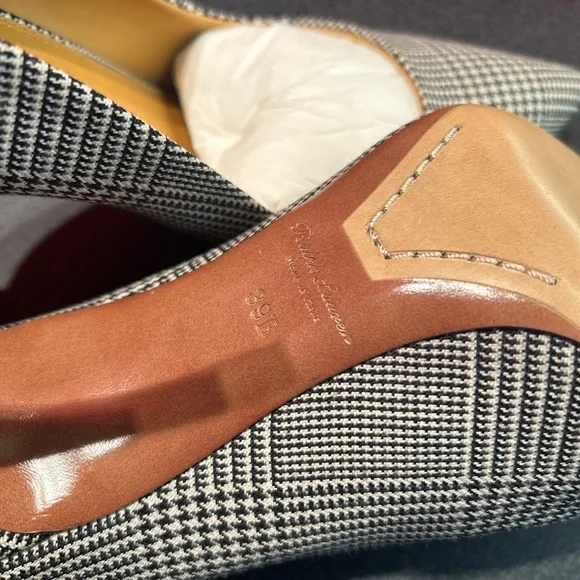 Ralph Lauren "purple label" black & white plaid 4 inch heel pumps. Size:39 (9) - Picture 4 of 6